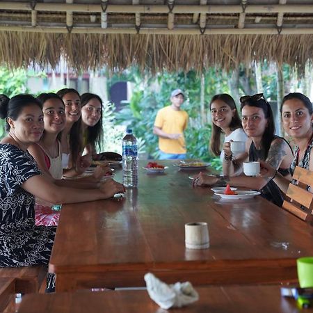Rasti 2 Homestay Kuta  Kültér fotó